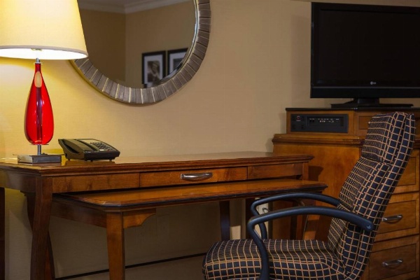 Baltimore Marriott Inner Harbor At Camden Yards image 13